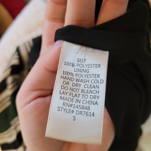 EVERLY small faux wrap dress green stripes - Picture 12 of 14